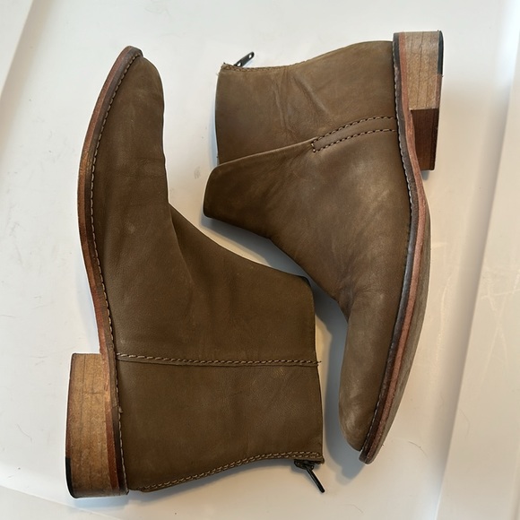Free people brownish Chelsea booties - Picture 4 of 5